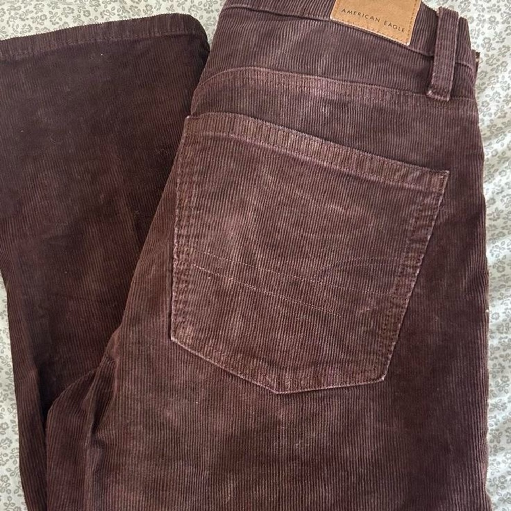 American Eagle 90’ Straight Leg Corduroy Pants